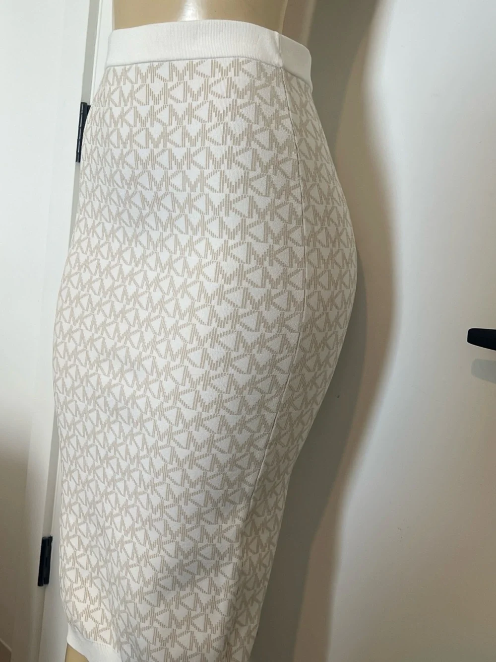 Michael Kors Cream and Beige Logo Jacquard Pencil Skirt - Picture 2 of 3